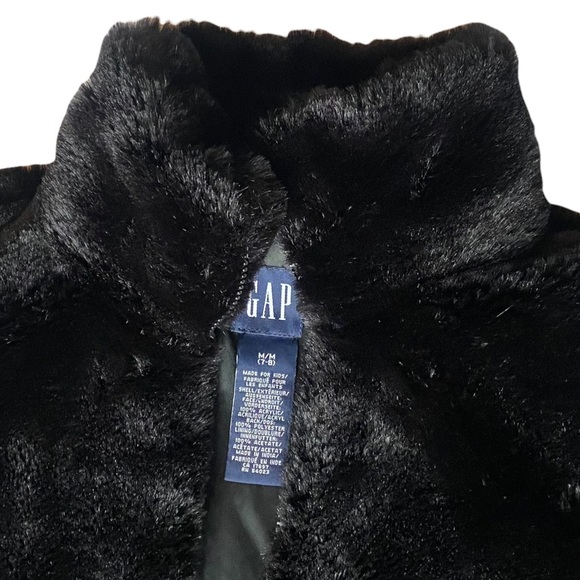 GAP | Faux Fur Crop Zip Front Kids Jacket - Picture 5 of 8